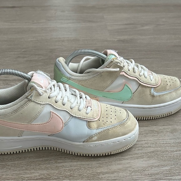 Nike Air Force 1 Shadow - Picture 2 of 11